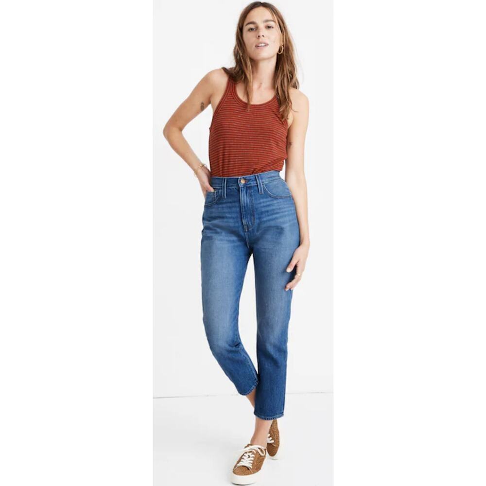 Madewell The Momjean in Stratfield Wash Blue Jeans, size 25, AA585